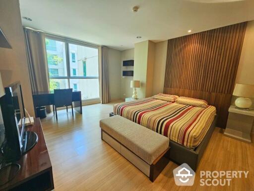 2-BR Condo at The Address Phathumwan near BTS Ratchathewi