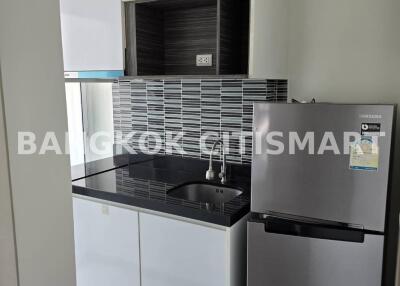 Condo at Chateau In Town Ratchada 19 for rent