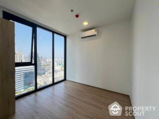 1-BR Condo at Xt Phayathai near BTS Phaya Thai