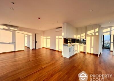 2-BR Penthouse at Altitude Symphony Charoenkrung near BTS Saphan Taksin