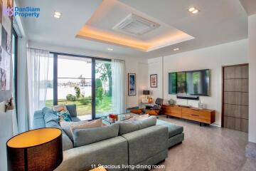 Modern Golf Villa in Hua Hin at Palm Hills Golf Resort