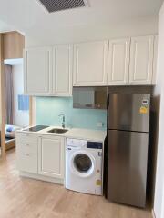 Modern compact kitchen with efficient space utilization