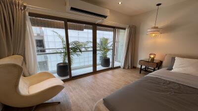 Renovated Condo Sathorn Lumpini