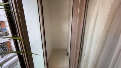 Renovated Condo Sathorn Sale Lumpini