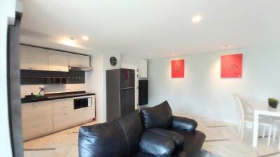 Beautiful Renovated Condo Nana