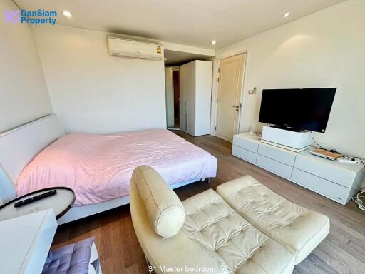 Beachfront 2-Bedroom Condo in Hua Hin at Mykonos