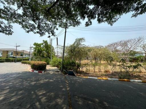 For Sale Pathum Thani Land Moo Baan Navara Rangsit Khlong Luang