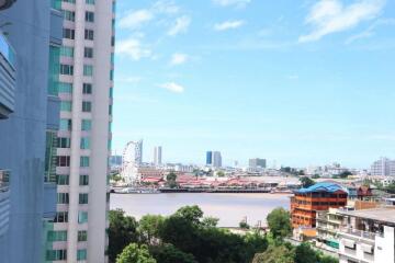 For Sale and Rent Bangkok Condo Watermark Chaophraya Charoen Nakhon BTS Krung Thon Buri Khlong San