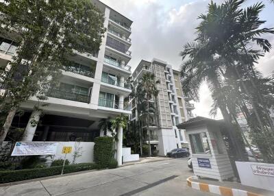 Condo for Sale at The Bangkok Sab