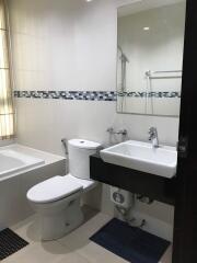 e Ideo Q Phayathai - 1 Bed Condo for Rent *IDEO11372