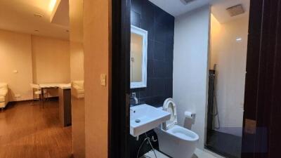 Condo for Rent at Ivy Ampio