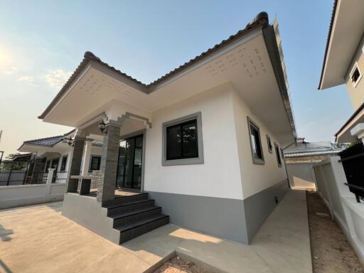 House for Sale at Jaikaew Arawan 32