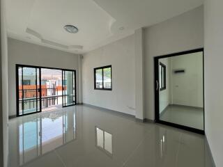 House for Sale at Jaikaew Arawan 32