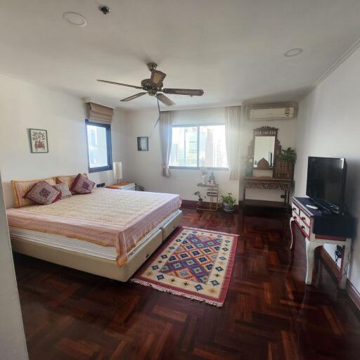 Condo for Rent at Kallista Mansion