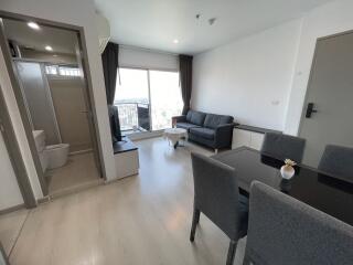 Life Ratchadapisek - 2 Bed Condo for Rented *LIFE11409