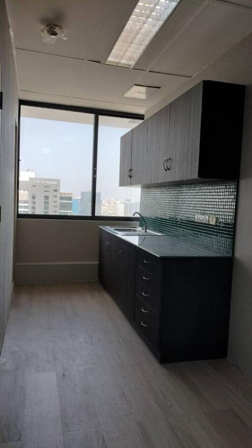 Commercial/Shophouse for Rent, Sale at Lumpini Tower