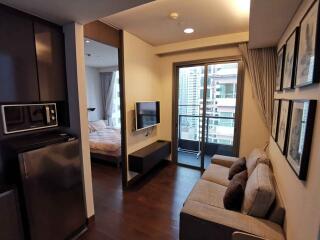 Condo for Rent at The Lumpini 24