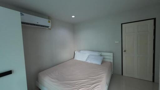 Sukhumvit Living Town - 1 Bed Condo for Rent *SUKH11428