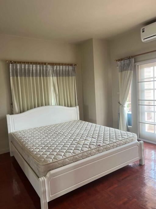 House for Rent in Ban Waen, Hang Dong.