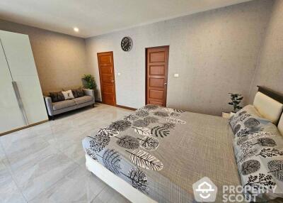 2-BR Condo at Baan Klang Krung Resort near MRT Huai Khwang