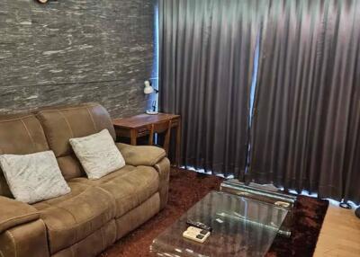 1 bed Condo in Noble Reveal Khlong Tan Nuea Sub District C020976