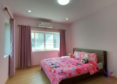 House for sale 3 bedroom with furniture at The Clifford ,Maerim ,Chiang mai