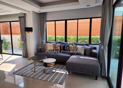 3 Bedrooms Villa / Single House in Far Greenery Village North Pattaya H011859