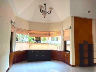 3 Bedrooms Villa / Single House in Pattaya Hill Village 2 East Pattaya H011854