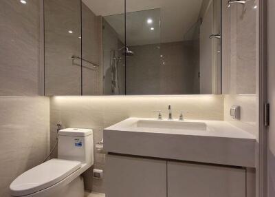 Modern bathroom with ample lighting