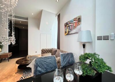 Elegant modern living room with decorative lighting