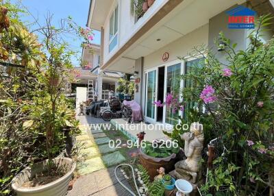 Twin house, 2 floors, 50.6 sq m, Praphasap Village (Ramintra - Hathairat), Soi Hathairat 39, Ramintra Road, Hathairat Road, Khlong Sam Wa District, Bangkok