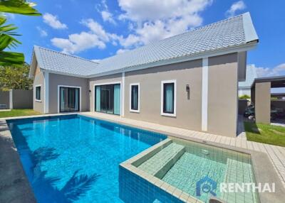 For Sale. a pool villa  nordic style, big garden and high ceiling