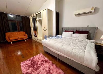 5 Bedrooms House Jomtien H011618