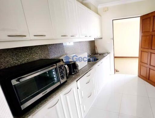 Studio Condo in View Talay Residence 3 Jomtien C011617