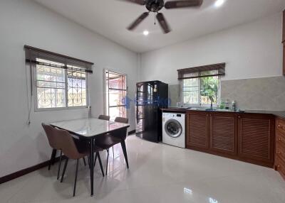 3 Bedrooms House East Pattaya H011611