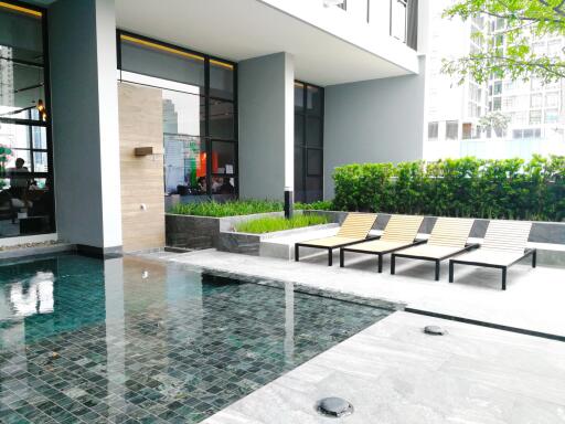 Condo for Rent, Sale at Chewathai Residence Asoke