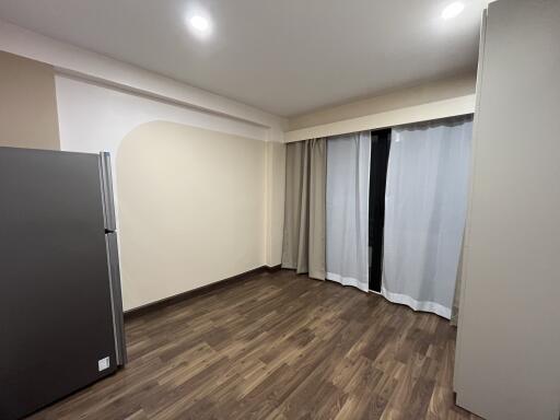 Eastwood Park Condominium - 2 Bed Condo for Rent *EAST11263