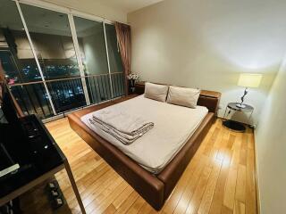 Condo for Rent at The Emporio Place