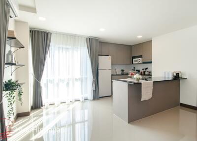 2 Bedroom Condominium Nice & Convinient in Town