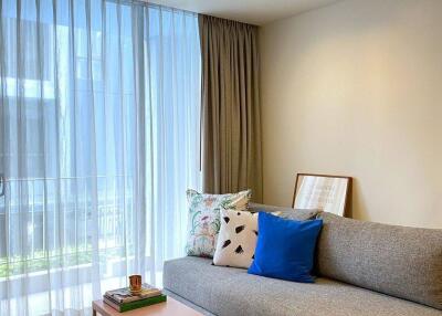 1-BR Condo at Downtown Sukhumvit 49 near BTS Phrom Phong