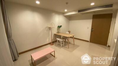 1-BR Condo at Downtown Sukhumvit 49 near BTS Phrom Phong