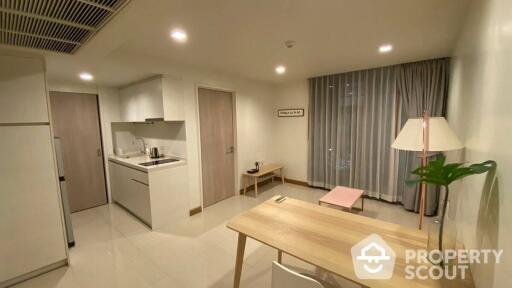 1-BR Condo at Downtown Sukhumvit 49 near BTS Phrom Phong