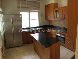 4-Bedrooms plus study room single house in secure compound -BangNa - Srinakarin