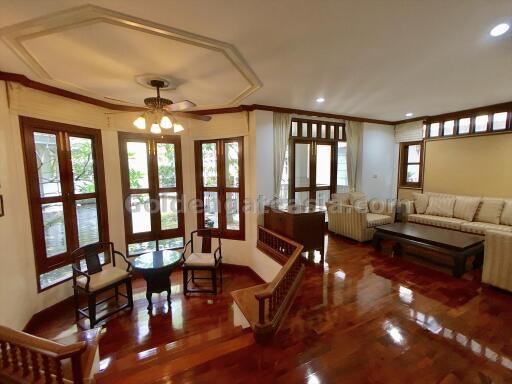 4-Bedrooms House in small compound by the Chaophraya River - Dusit