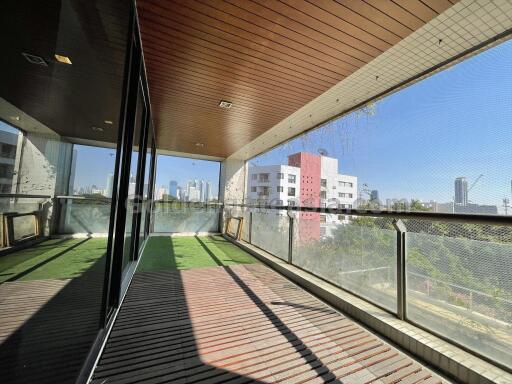 3-Bedrooms condo with large balcony/terrace - Wireless Road