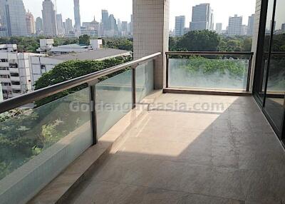 3-Bedrooms condo with large balcony/terrace - Wireless Road