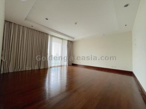 3-Bedrooms Condominium on High Floor overlooking the Royal Bangkok Sport Club - Ratchadamri Road