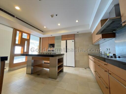 3-Bedrooms Condominium on High Floor overlooking the Royal Bangkok Sport Club - Ratchadamri Road