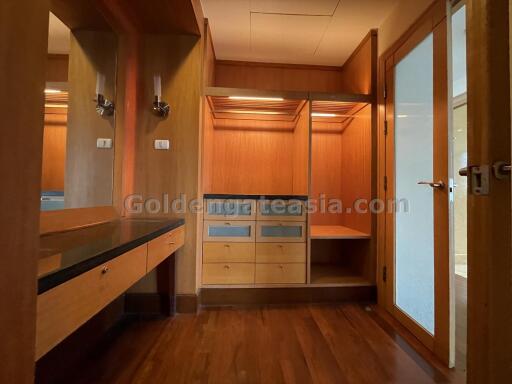 3-Bedrooms Condominium on High Floor overlooking the Royal Bangkok Sport Club - Ratchadamri Road