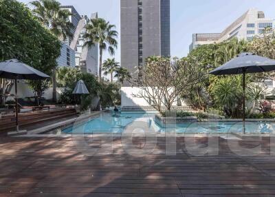 3-Bedrooms, 4-Bathrooms condo on high floor - Wireless Road (Ploenchit BTS)